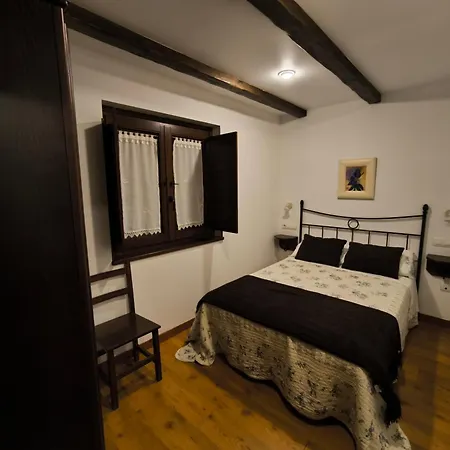 Апартаменты Rurales Casa Pachona Пуэрто-де-Вега