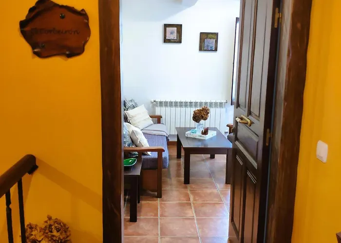 Rurales Casa Pachona * Puerto de Vega