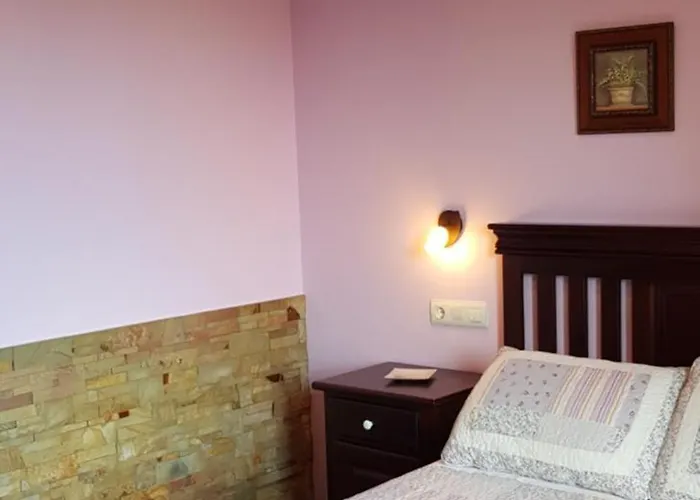 Rurales Casa Pachona * Puerto de Vega