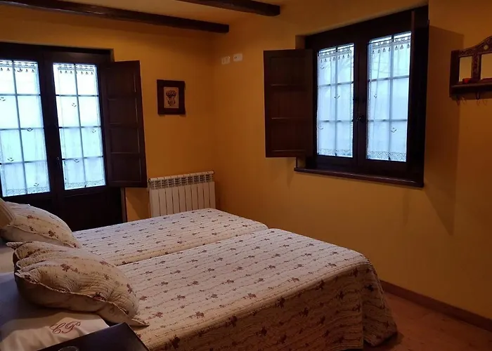 Rurales Casa Pachona * Puerto de Vega